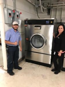 what to look for when purchasing commercial laundry equipment 1